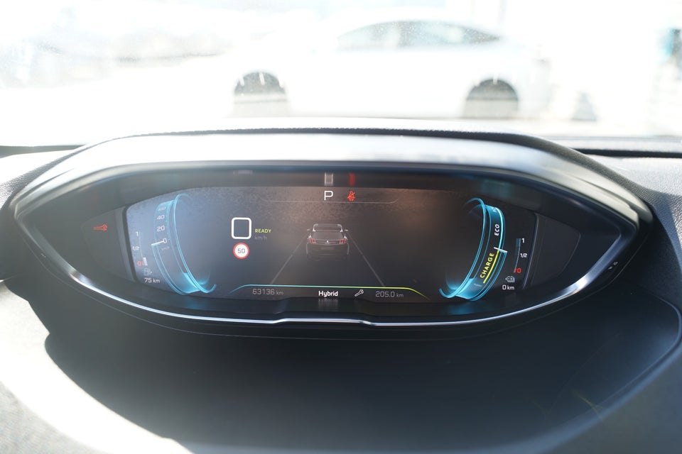 Peugeot 3008 1,6 Hybrid First GT EAT8 5d