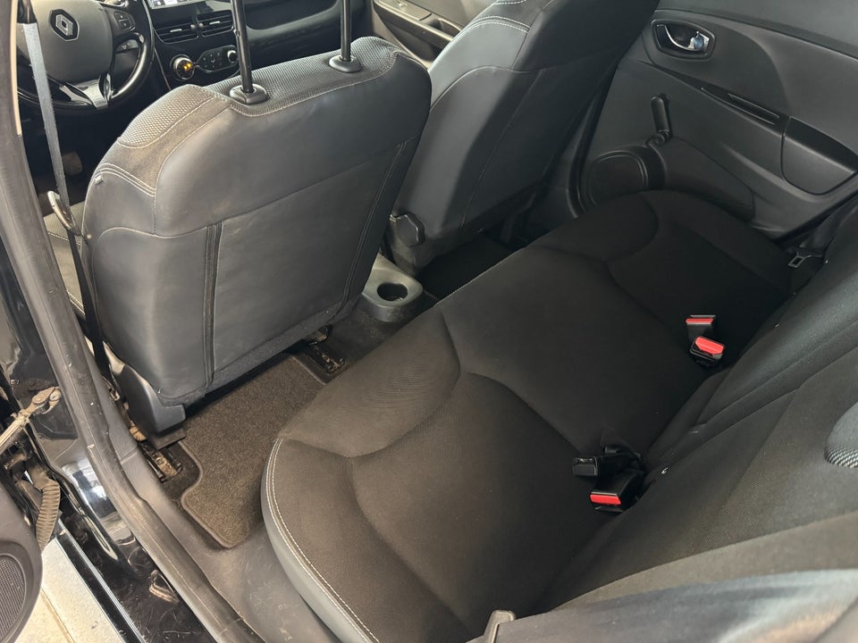Renault Clio IV 0,9 TCe 90 Dynamique Sport Tourer 5d
