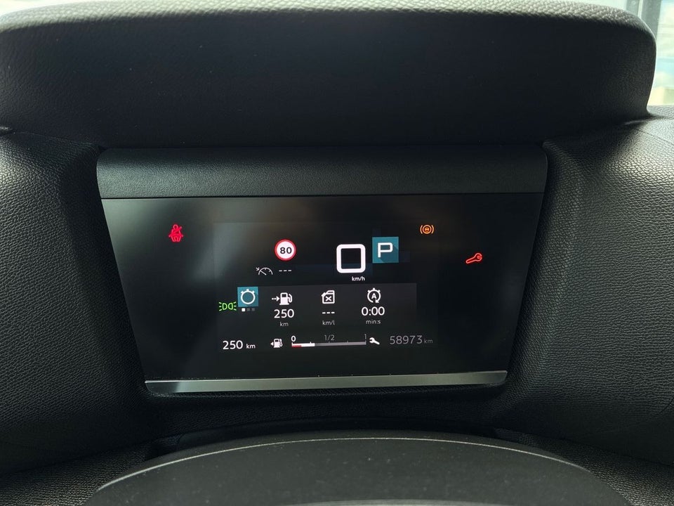 Citroën C4 1,2 PureTech 130 Iconic EAT8 5d
