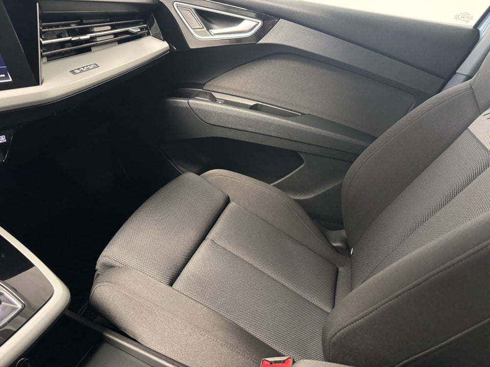 Audi Q4 e-tron 45 Attitude quattro 5d
