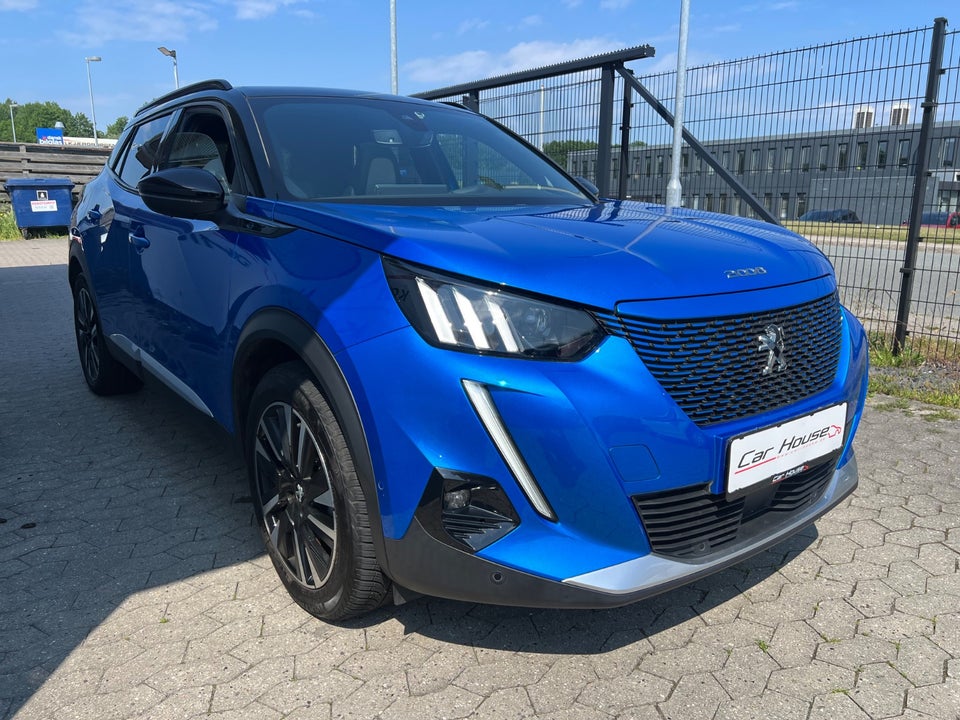 Peugeot e-2008 50 GT Sky 5d