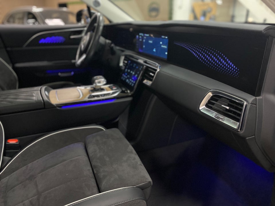 Hongqi E-HS9 99 Premium 5d