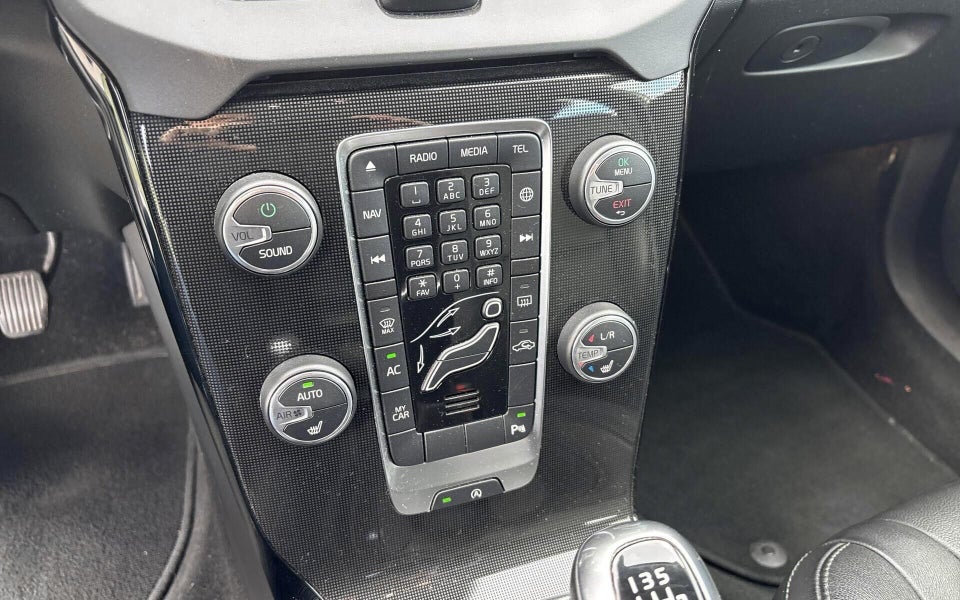 Volvo V40 2,0 T3 152 Dynamic Edition 5d