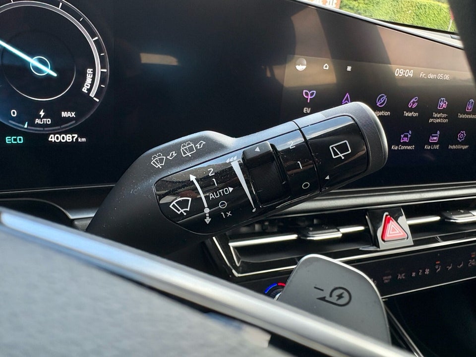 Kia Niro 64 EV Access Plus 5d
