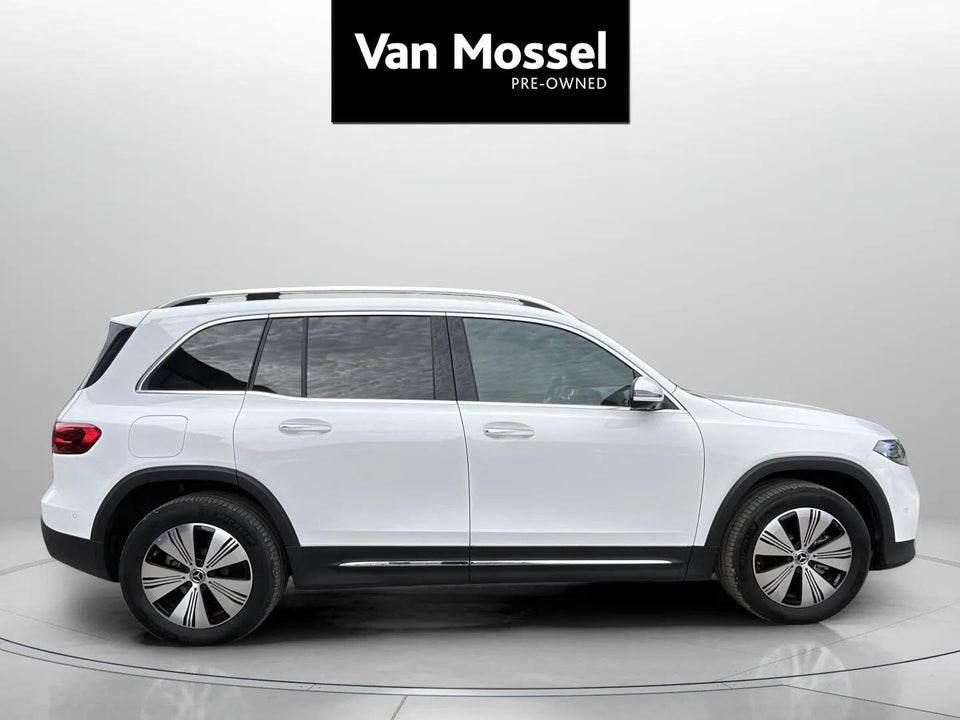 Mercedes EQB300 Progressive Advance Plus 4Matic 7prs 5d