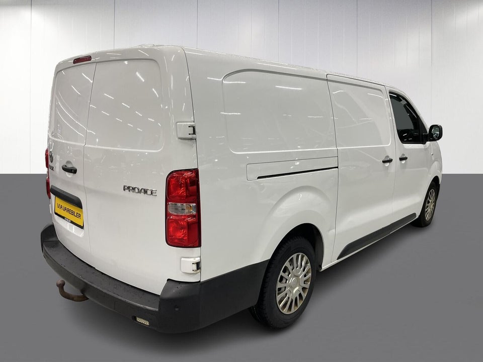 Toyota ProAce 2,0 D 122 Long Comfort Master 5d