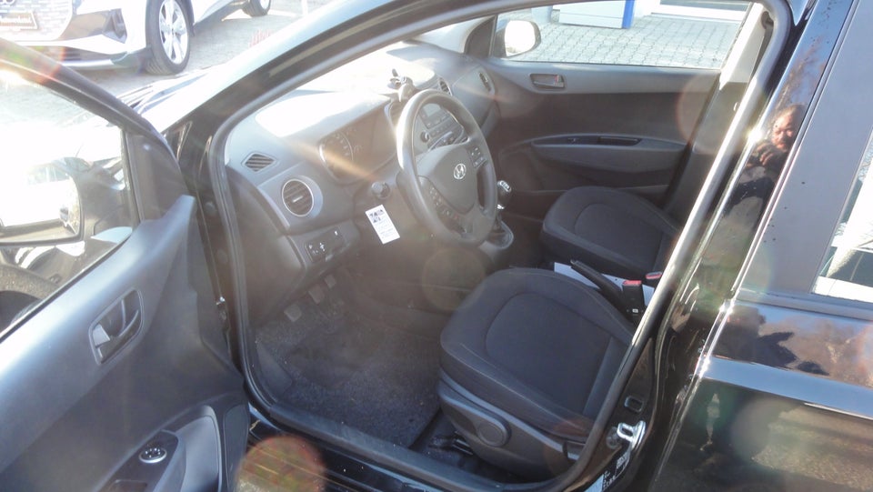 Hyundai i10 1,0 Go Clim 5d