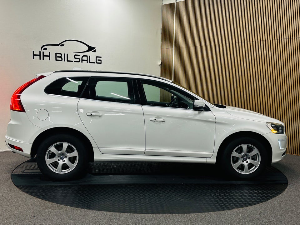 Volvo XC60 2,4 D4 163 Momentum aut. AWD 5d