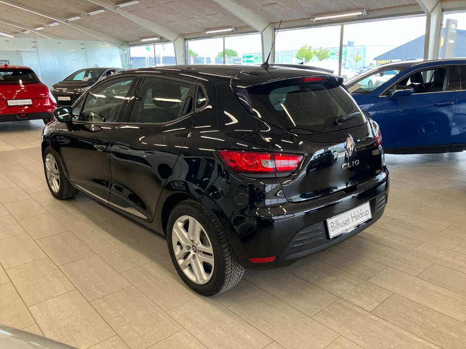 Renault Clio IV 0,9 TCe 90 Zen 5d