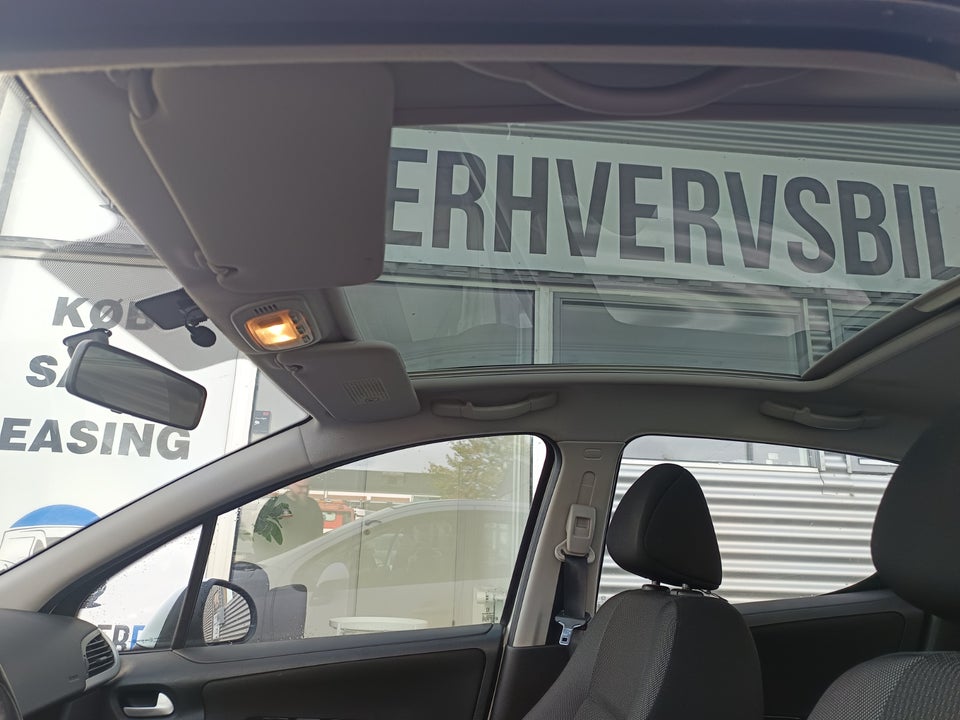 Peugeot 207 1,6 HDi 90 Comfort+ 5d