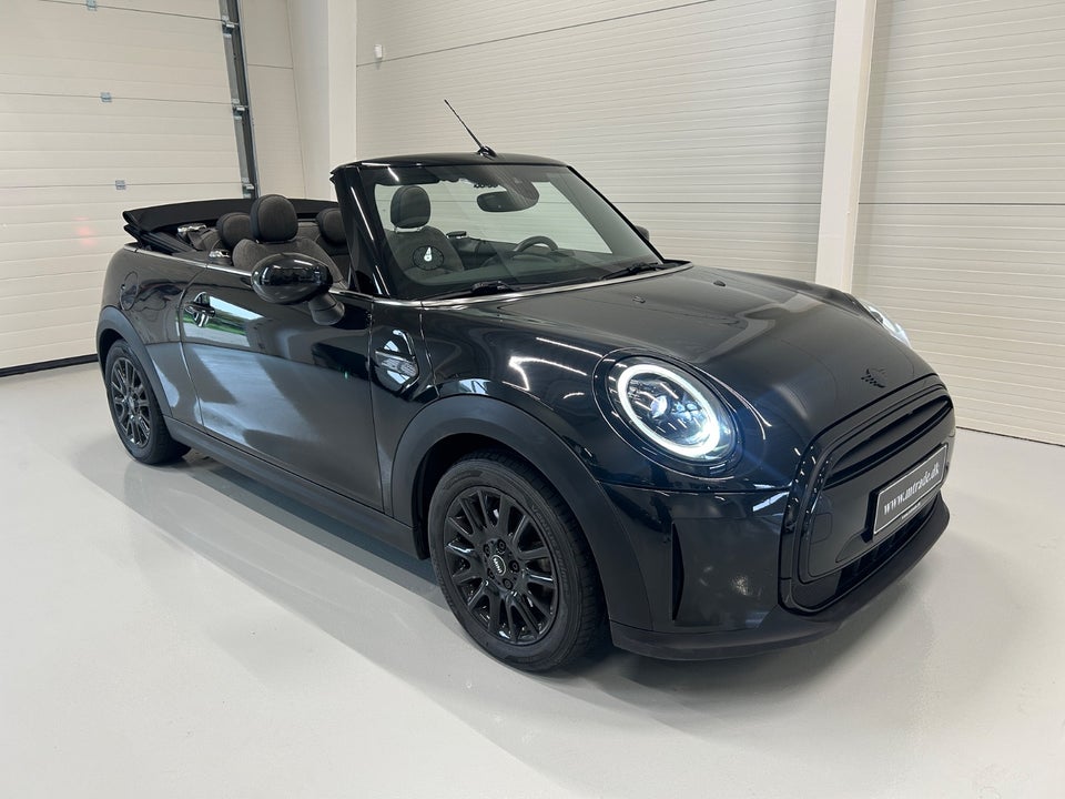 MINI Cooper 1,5 Essential Cabriolet aut. 2d