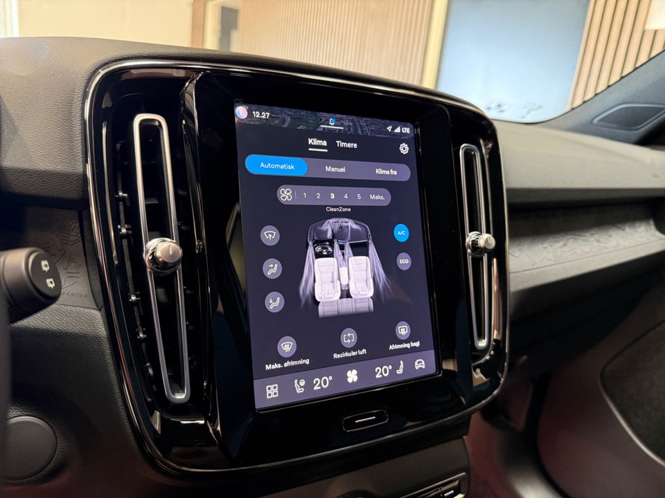 Volvo XC40 P6 ReCharge Core 5d