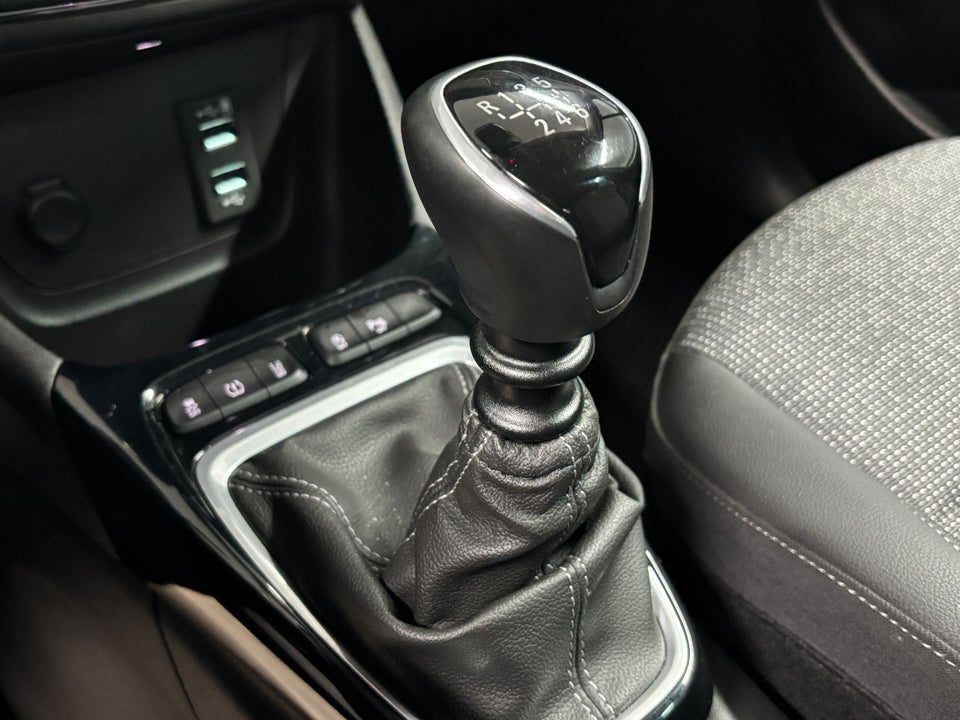 Opel Crossland 1,2 T 110 Sport 5d