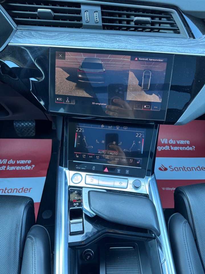 Audi e-tron 55 quattro 5d