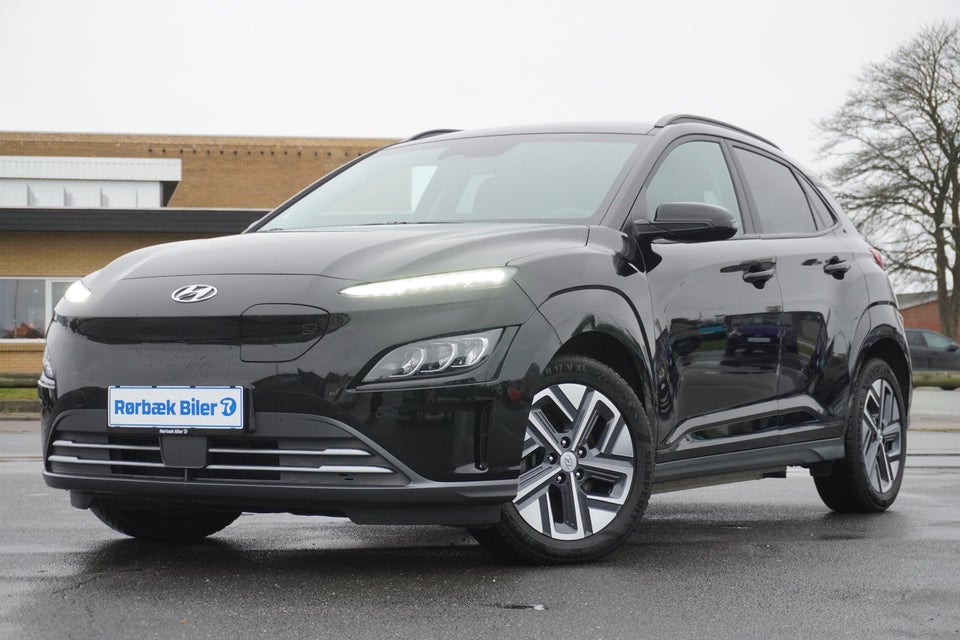 Hyundai Kona 64 EV Essential 5d