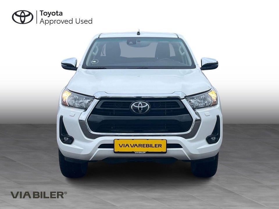 Toyota HiLux 2,8 D T3 Ex.Kab aut. 4d