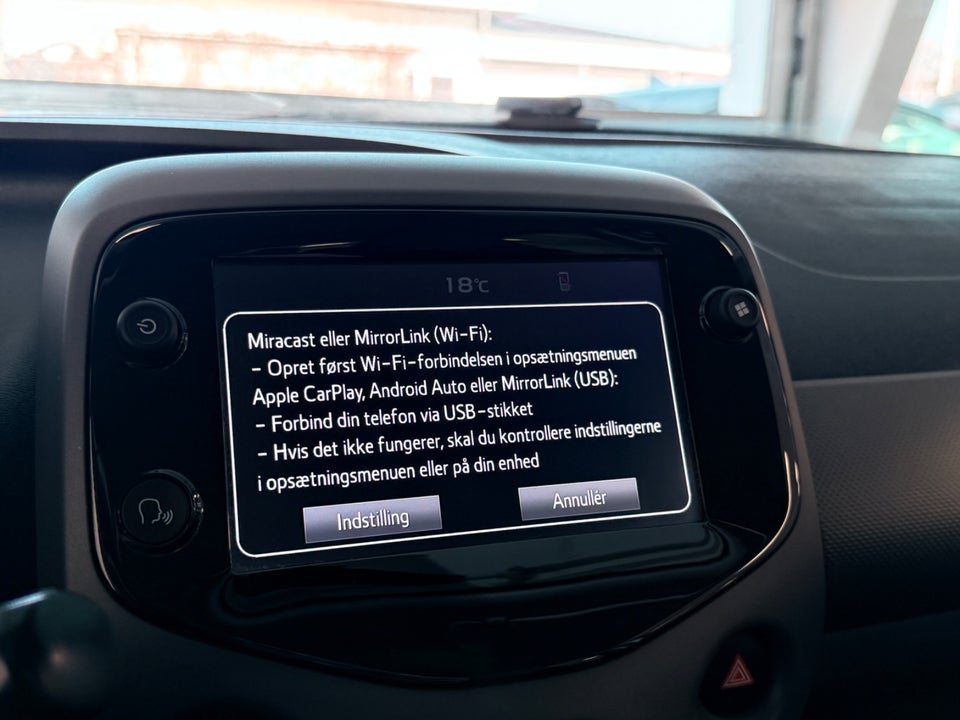 Peugeot 108 1,0 e-VTi 72 Prime 5d