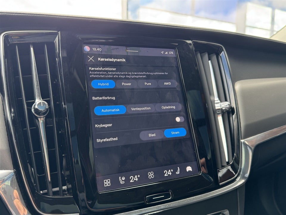 Volvo V90 2,0 T8 ReCharge Ultimate Dark aut. AWD 5d