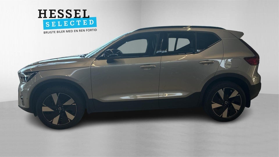 Volvo EX40 Extended Range Plus 5d