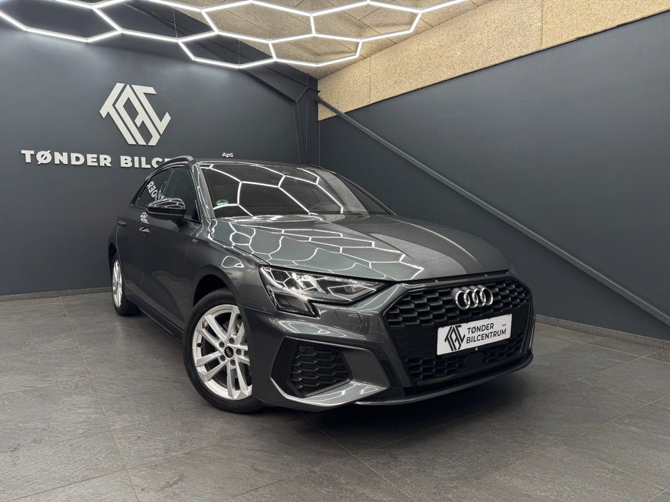 Audi A3 40 TFSi e S-line Sportback S-tr. 5d