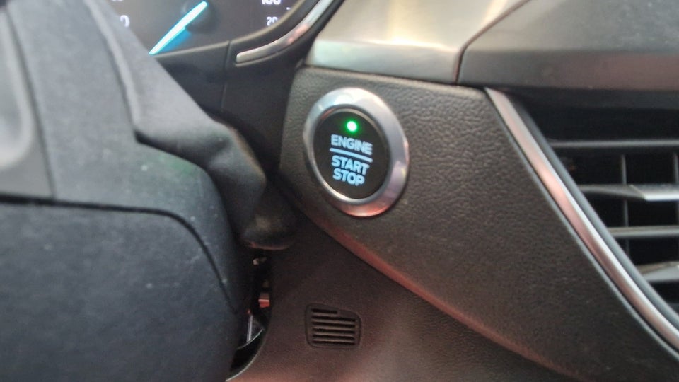 Ford Focus 1,0 EcoBoost Titanium stc. 5d