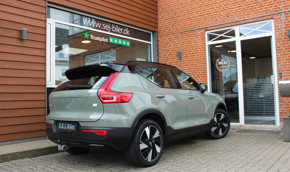 Volvo XC40 ReCharge Extended Range Plus 5d
