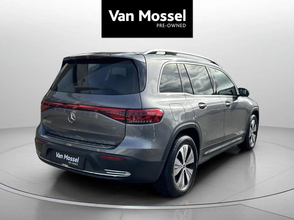 Mercedes EQB250 Progressive 5d
