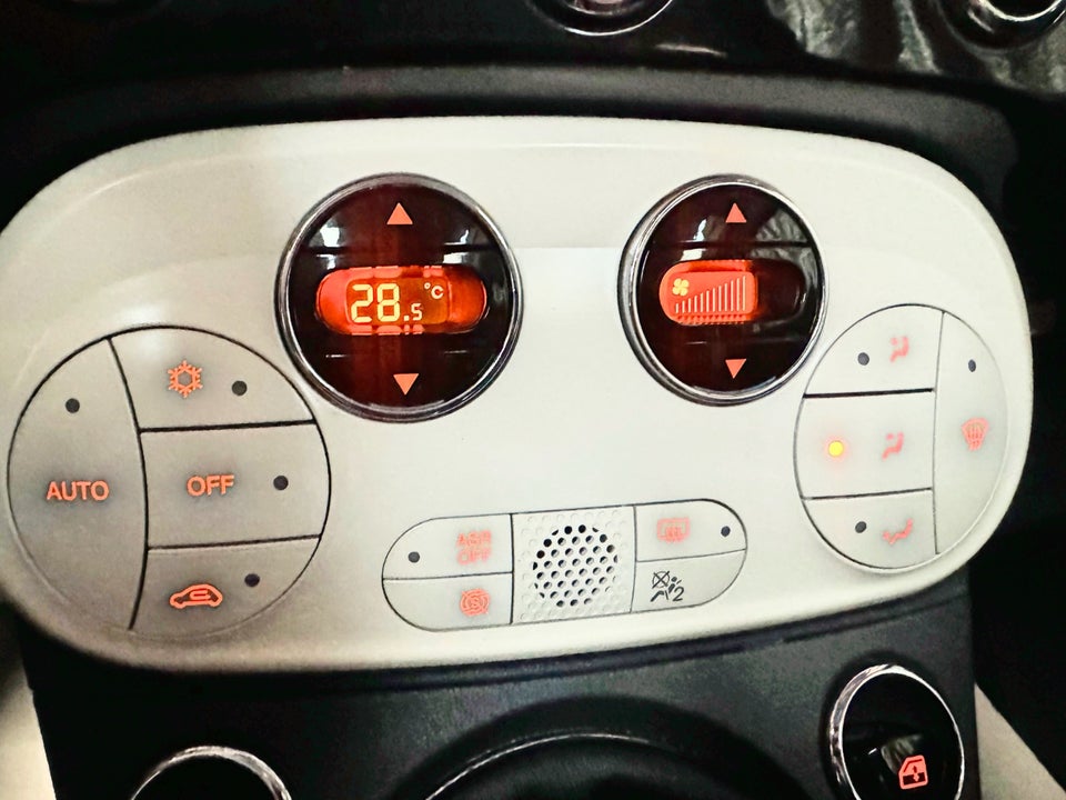 Fiat 500 0,9 TwinAir 80 Lounge 3d