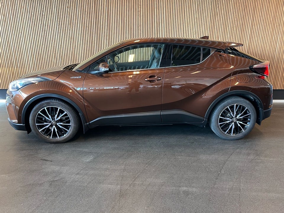 Toyota C-HR 1,8 Hybrid C-ULT CVT 5d