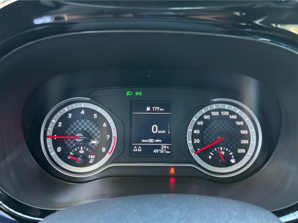 Hyundai i10 1,0 MPi Essential AMT 5d