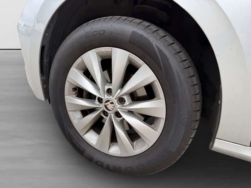 Skoda Kamiq 1,6 TDi 115 Ambition DSG 5d