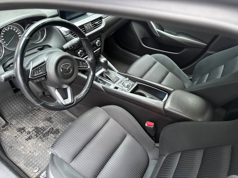 Mazda 6 2,2 SkyActiv-D 150 Core stc. aut. 5d