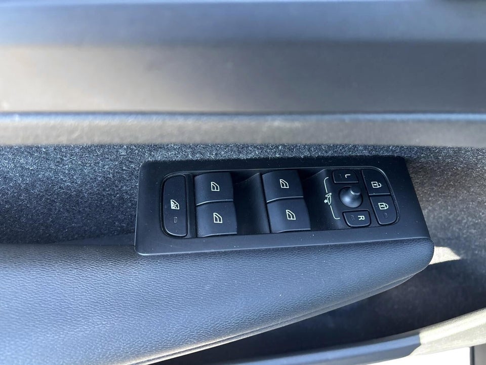 Volvo XC40 1,5 T4 ReCharge Inscription X aut. 5d