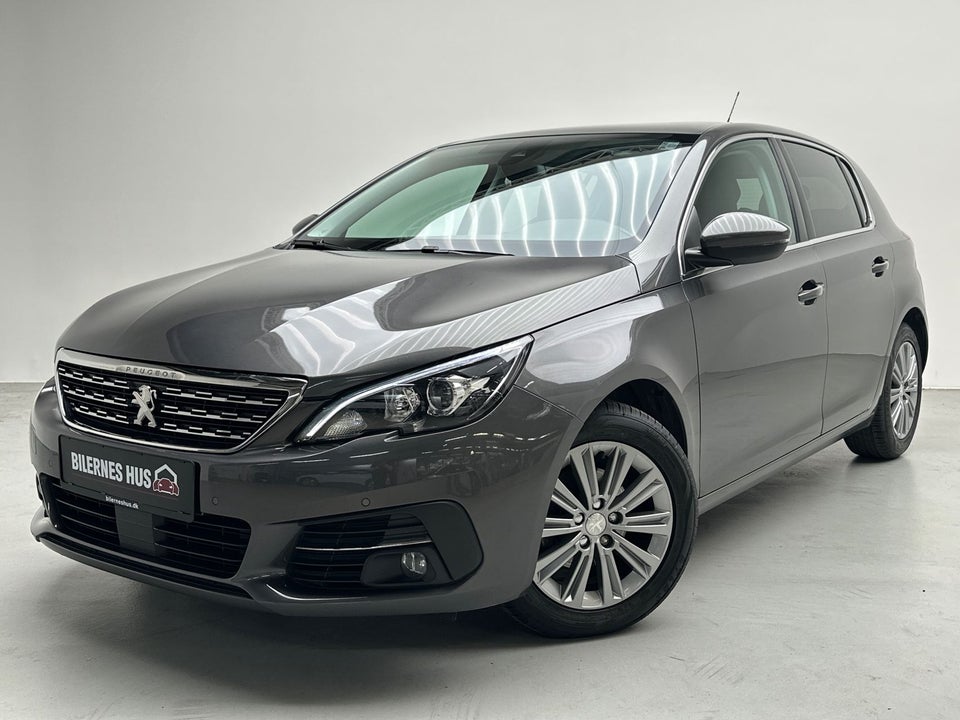 Peugeot 308 1,5 BlueHDi 130 Prestige Sky 5d