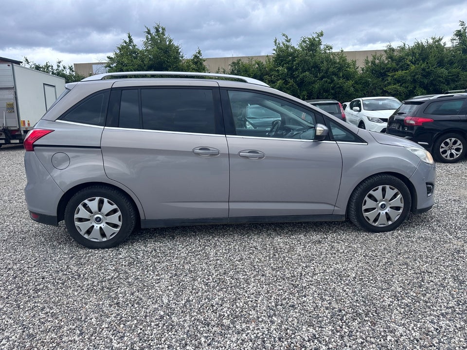 Ford Grand C-MAX 1,6 TDCi 115 Titanium 7prs 5d