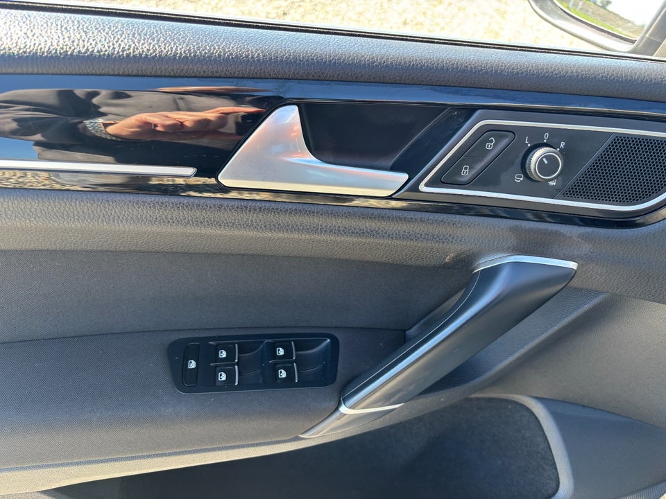 VW Golf Sportsvan 1,4 TSi 150 Highline DSG BMT 5d