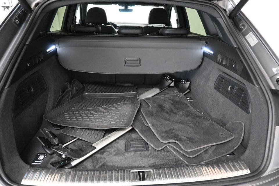 Audi e-tron 55 Advanced Prestige quattro 5d