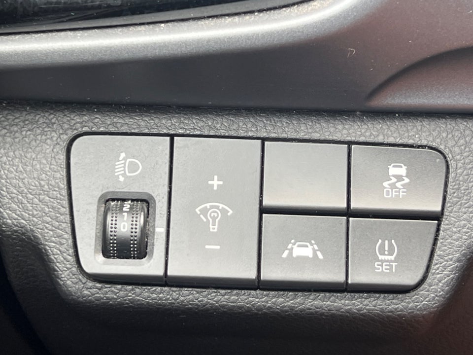 Kia Stonic 1,2 Attraction 5d