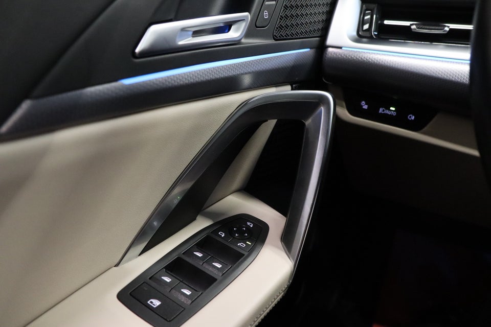 BMW iX1 xDrive30 M-Sport Premium 5d