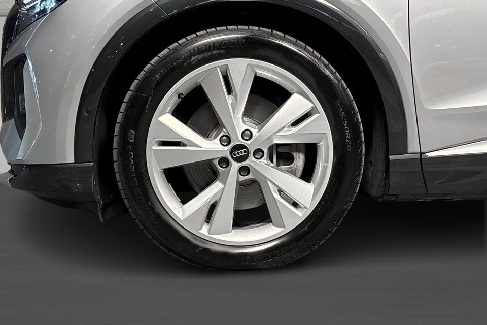 Audi Q4 e-tron 55 S-line quattro 5d