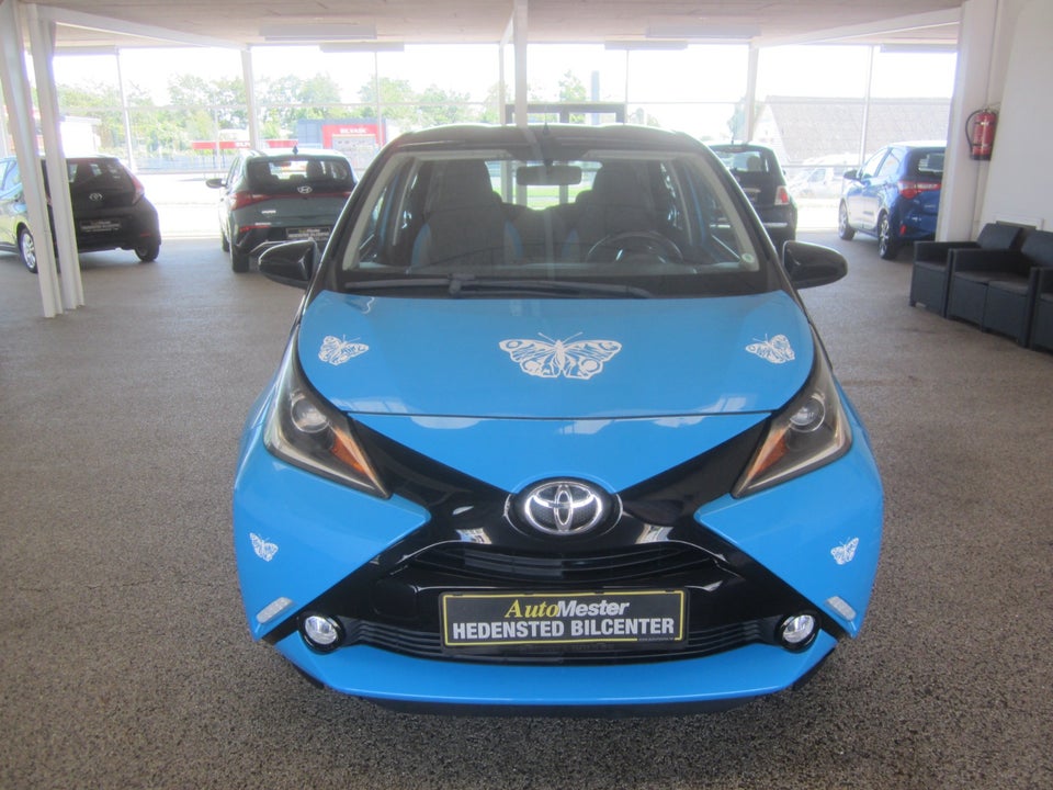 Toyota Aygo 1,0 VVT-i x-wave 5d