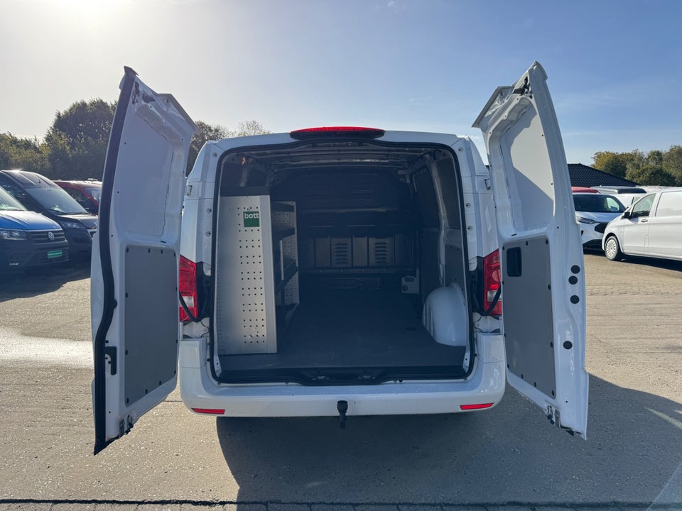 Mercedes Vito 114 2,0 CDi Kassevogn aut. K RWD