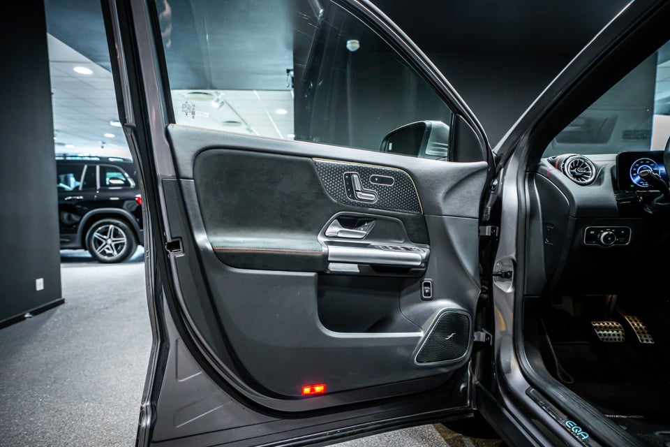 Mercedes EQA250+ AMG Premium 5d
