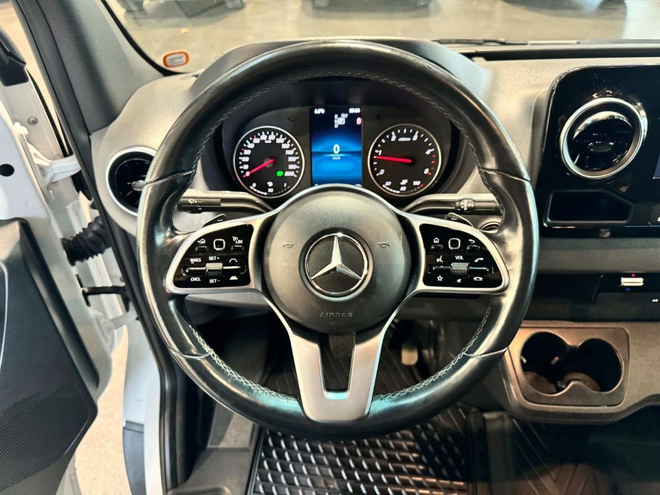 Mercedes Sprinter 317 2,0 CDi A2 Kassevogn aut. RWD