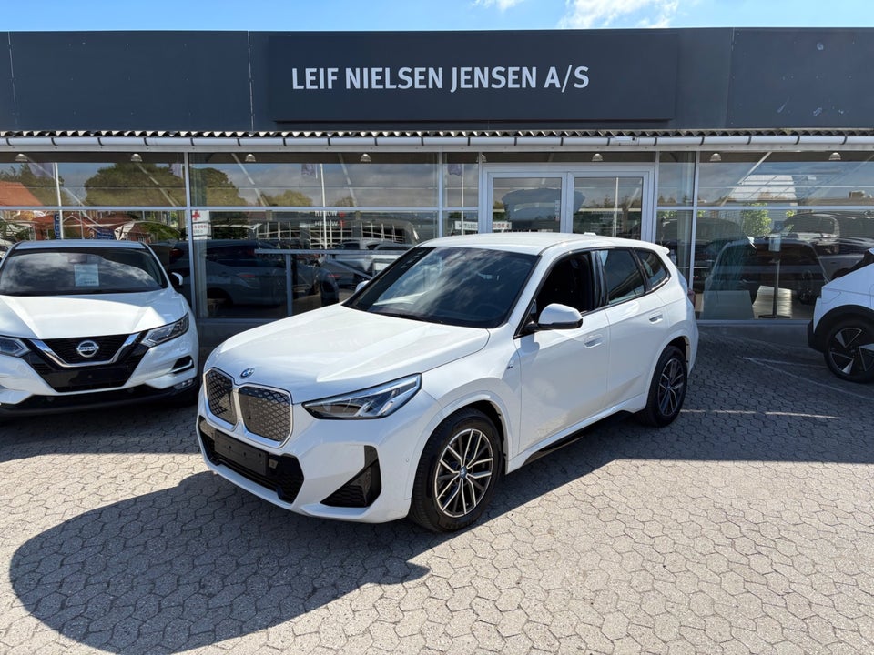 BMW iX1 eDrive20 M-Sport 5d