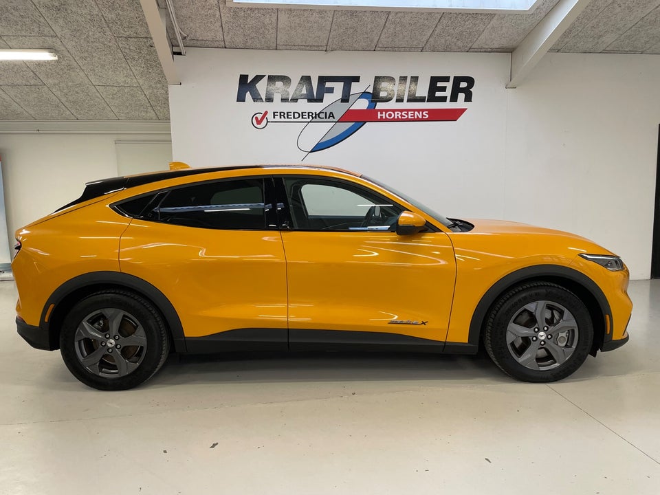 Ford Mustang Mach-E 98 Extended Range 5d