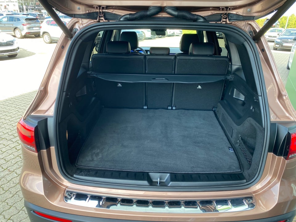 Mercedes EQB350 AMG Line Premium 4Matic 5d