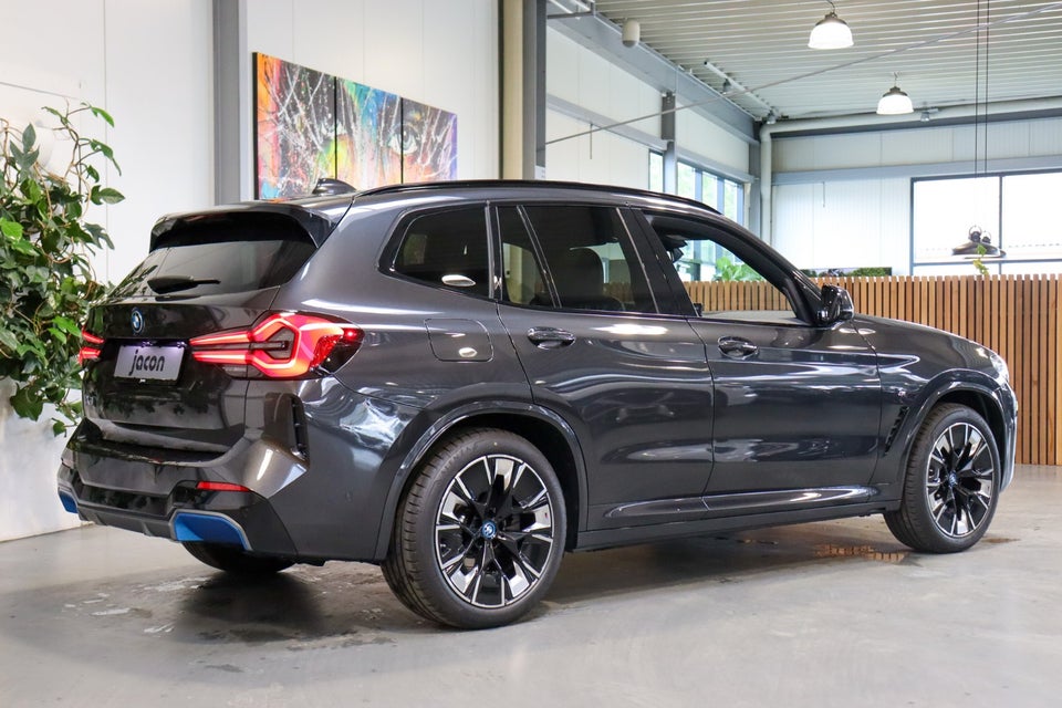 BMW iX3 Charged Plus M-Sport 5d