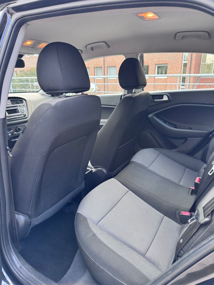 Hyundai i20 1,25 Vision 5d