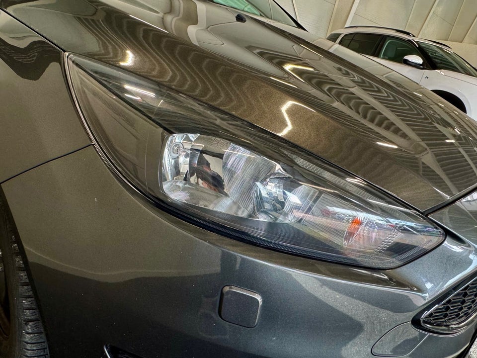 Ford Focus 1,5 EcoBlue ST-Line stc. 5d